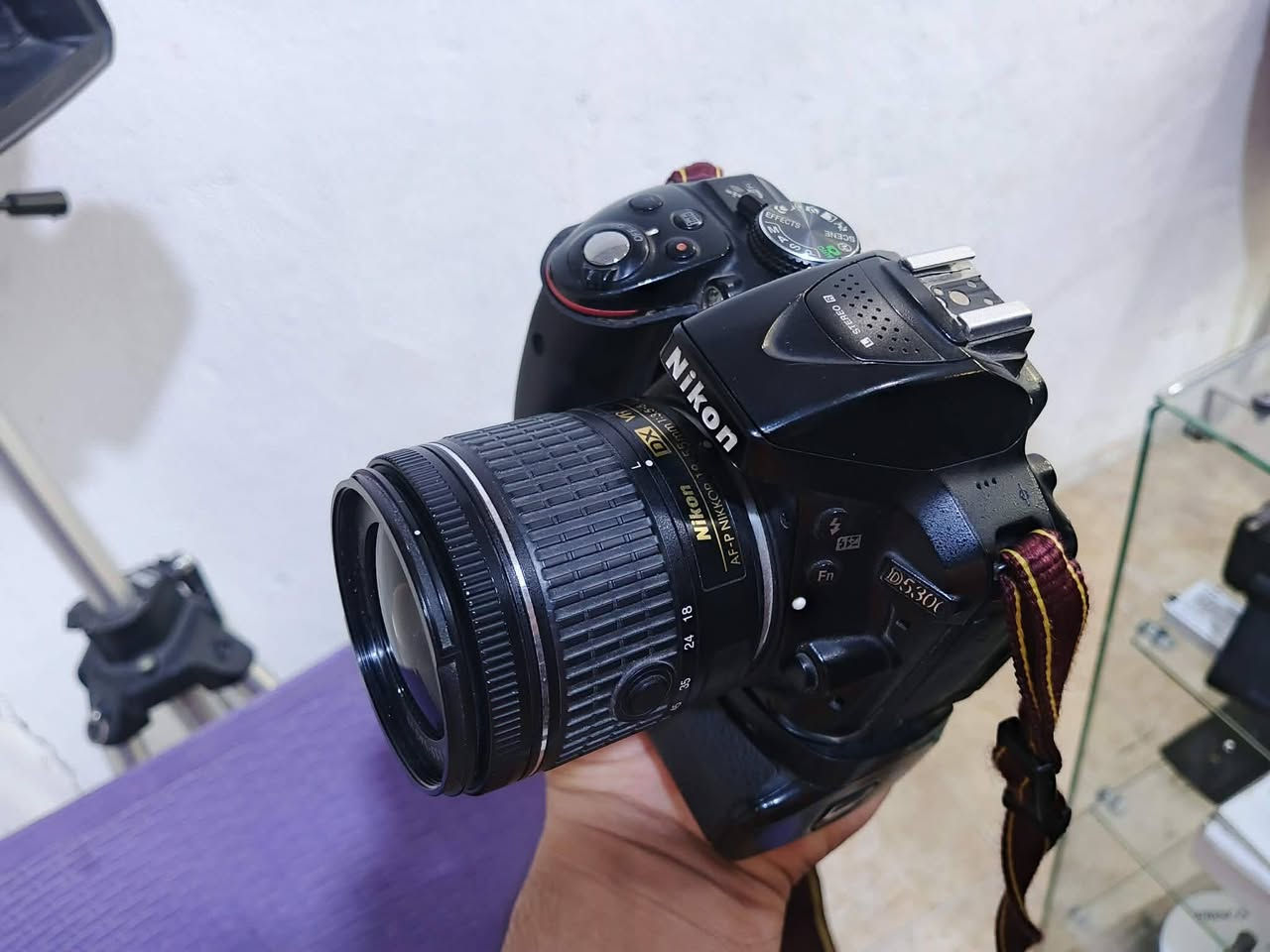 كامره نيكون 5300D وياها عدسه18-55 +كريب +حزام +شاحنه +بطاريه سعرها جدا مناسب


**إذا كنت صاحب هذا الإعلان وتريد حذفه لأي سبب، رجاءا أرسل رسالة إلى الدعم الفني**