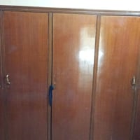 كنتور للبيع مستعمل نضيف يحتاج فقط قفوله سعر 350وبيه مجال للاستفسار الا...