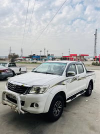 تويوتا هايلوكس • ٢٠١٣ • ١٤٠٠٠٠ كم