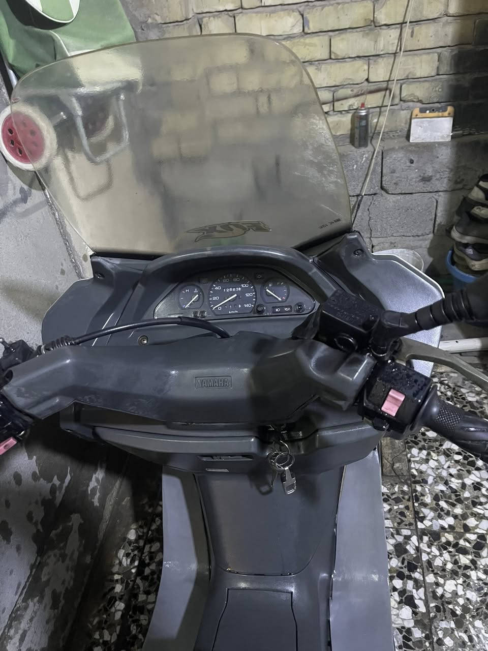 سلام عليكم لبيع ماجسته 140دراجه جديده واذا برغي مفتوح بلمكينه مالته والكلجات مالته اني خصارايشي الله شاهد تخم تايرجديد دراجه ايشي مناقصه السعرمليون و100بيه مجال ***********مكان دوره
