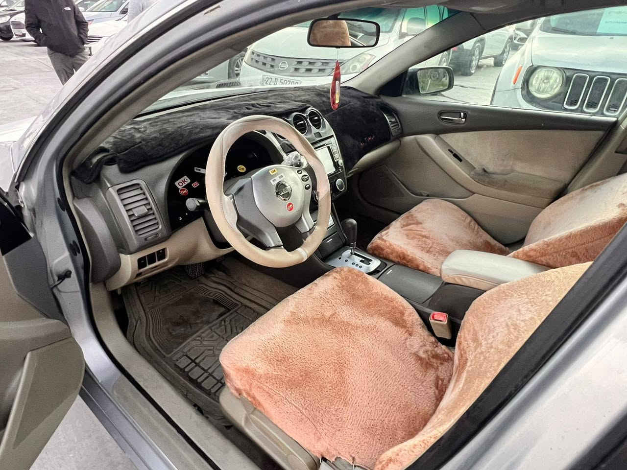 التيما موديل ٢٠٠٨  خليجى 
سعر مناسب 
  بهة ٥ قطعة و نص   سبب شخط 
    سياره داخل جديد جديد خير وبركه
 تخم تایر جديد 
سياره گير محرك صدر تبريد تتفئه كلش جاهز بدون سرف بدون بخار  
شاشة كاميرا كهربايات  لايت جديد 
رقم اربيل  دولی 
ارباك دشبورد طاك لاذم تصلحها 
و بعد مابي مصرف 

سعرها  79  و مجال بصيط 

مكان كلار

*********** كالار, السليمانية
