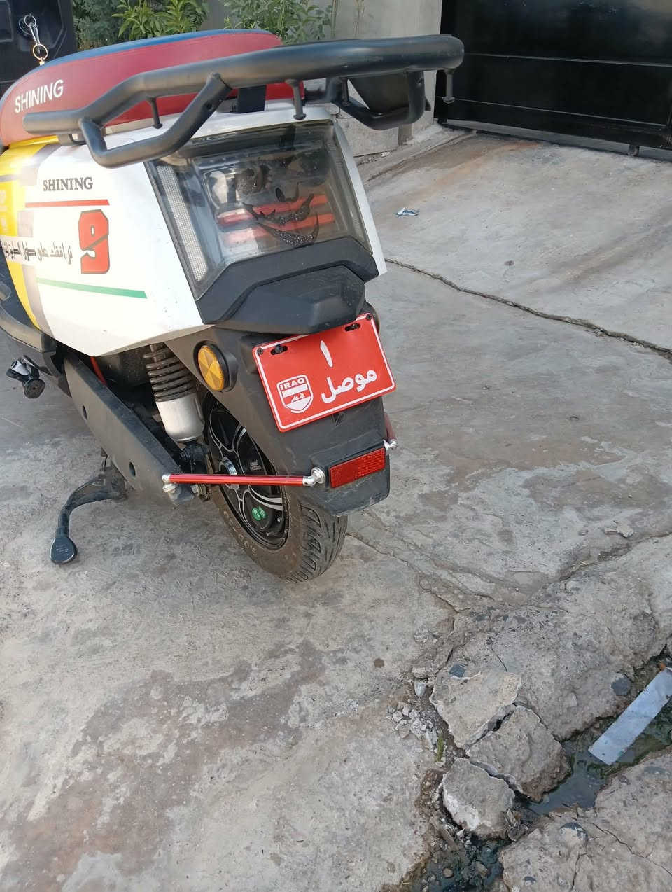 دراجة شحن للبيع ملف ١٥٠٠ سرعه فول ٣نمر سرعه ٨٠ بطاريات ٦ جدد يمشيك ٤٥كيلو السعر ٦٥٠الف او معارض R9نظيف ***********
