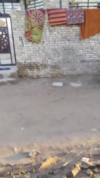 بيت متر 100 كامل بس يرادله ستاره بيتونه سراملك فرع عريض عنوان سبع قصور...