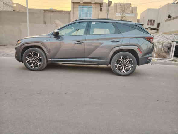 سلام عليكم توسان 2024 N_line
-ماشية25الف كيلو_____محرك 1600تيربو______كير 8نمر
-سيارة باسمي بغداد_______حادثها نص الجاملغ الخلفي الايمن مصبوغ____وتبديل قبق الجنطة نفس الون فقط
—سيارة_فول1/1 
1-بانوراما 2-بصمة 3-تشغيل عن بعد 4-كشنات كهرباء 5- شاشة ديجيتل 6-جنطة كهربائية 7-اوضاع 6قيادة 8- قيادة ذاتية 9- رادار امامي و خلفي و جانبي 10-كير دكم
مكاني بغداد حي المعالف—
رقم الهاتف للاستفسار اكثر ***********
