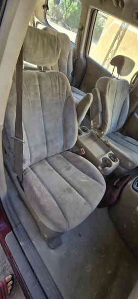 السلام عليكم سيدونا ٢٠٠٧ السياره كشن كهرباء جنطه كهرباء بيهه ضربه بالجاملغ الأمامي 
وبارد بجنطه  مقدار شبر بيه خيط بخار خفيف السعر ١١٥ وبيه مجال 
***********
***********
