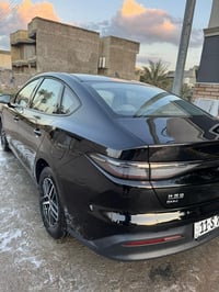 اسود سيل 5 ملكي ويل كب 2025  ماشية 4   على وضع الشركة   مرقم بغداد   و...