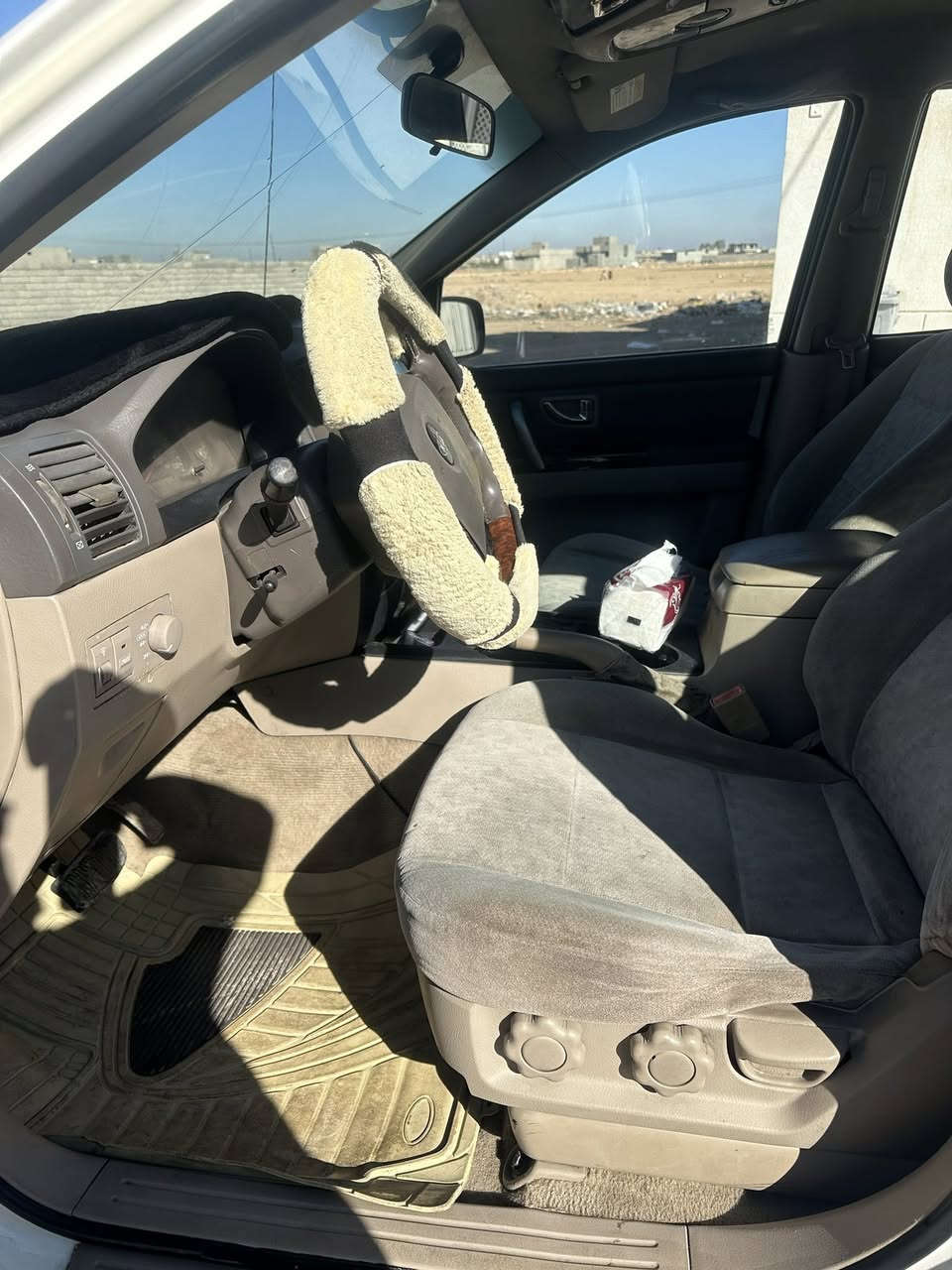 كيا سورينتو 2006 بيع او مراوس
السعر 83

كير شرط 

محرك بي سوط بطل 

تبريد شرط

صبغ جاملغ السكن ونص البنيد 

مكينه 3.5

داخل وخارج كلش نضيفة بالنسبة لموديلها 

مكانها الفرسان مقابل جامعة تكريت

***********
