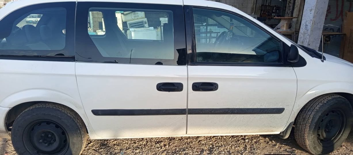 دوج كرفان 2007 محرك 3300 طخم تايت امامي وخلفي جديد باتري جديد صبغ حزام جمالية بدون ضرر الشرعي اني كابون بانزين بيها الاستفسار الاتصال غير متواجد على النت ***********
***********
