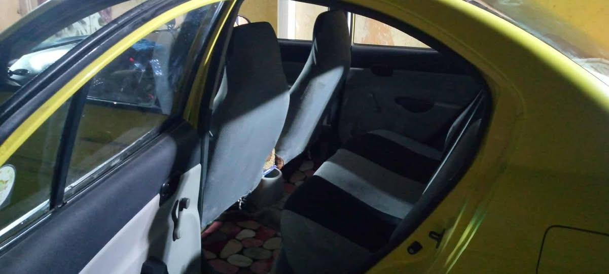 هونداي اكسنت ٢٠١١ خصوصي بصره دولي بسمي صبغ عام بدون حادث قوي محرك كير جدد تبريد ثلج حداديه جديده مكان نجف سعرها ٦٨ بيها مجال ***********
