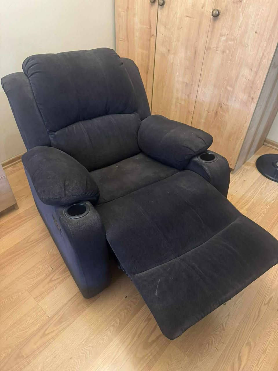 كرسي ريكلاينر للبيع ب 300 عنوان بغداد حي العدل
اخذ سكرين وتعال خاص


**إذا كنت صاحب هذا الإعلان وتريد حذفه لأي سبب، رجاءا أرسل رسالة إلى الدعم الفني**