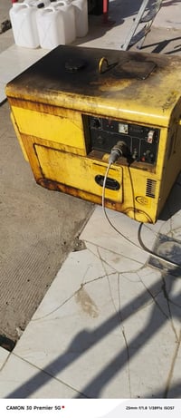 مولدة للبيع شغالة بامتياز تعطي 12 أمبير تفحص وتجرب سعر 600الف تواصل 07...