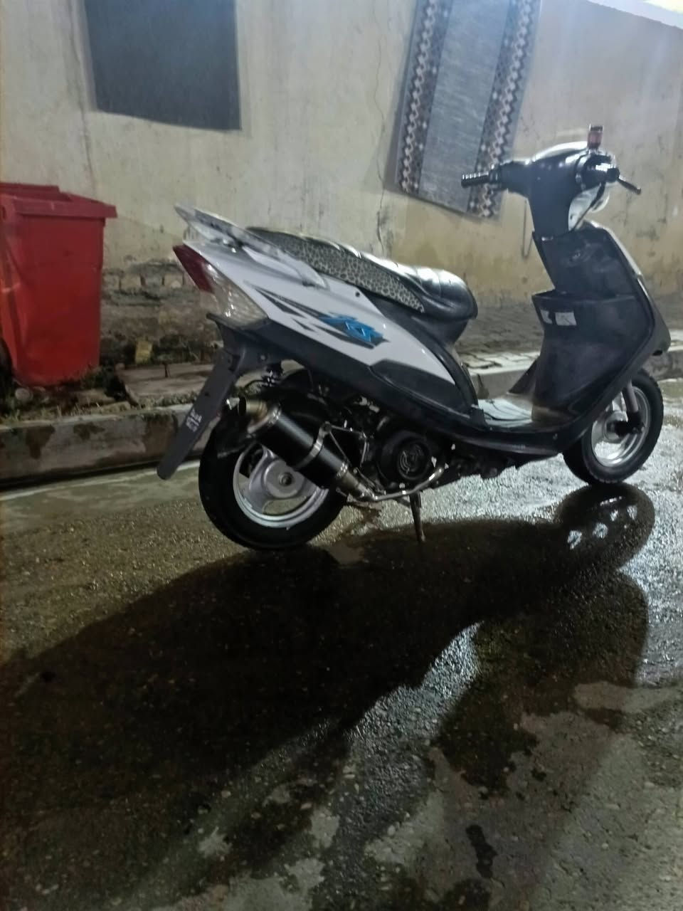 سلام عليكم ماكس عدله بوشه 55 كفرات اصلي بيه كزوز بيه شلعه صافيه وناعمه سعره 550 وبيه مجال مكاني زين القوس شارع المله ***********
