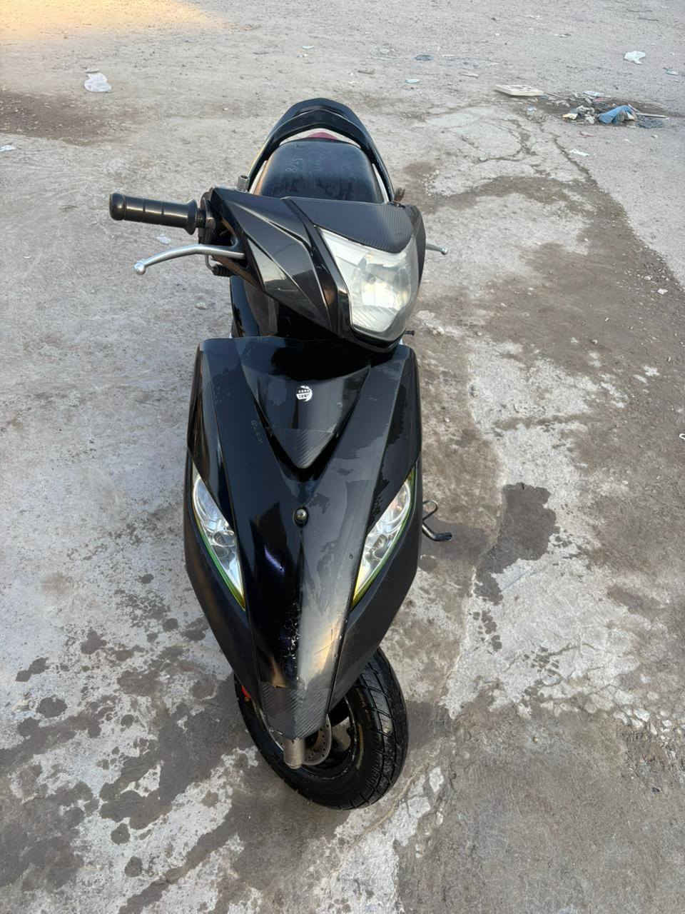 السلام عليكم دراجة ماكس ثعلب الدراجة خير من الله اتعب احجي بيها ومبينه ميحتاج احجي نضيفه دراجة شلعه ومعدل وكهربائيات كاملة مكملة وعليها كصه جي تي ار دراجة مكفوله من كلشي تجي وتشوف النضافه بعينك السعر 700 وبيها مجال حك الجية مكاني بغداد النداء ***********
