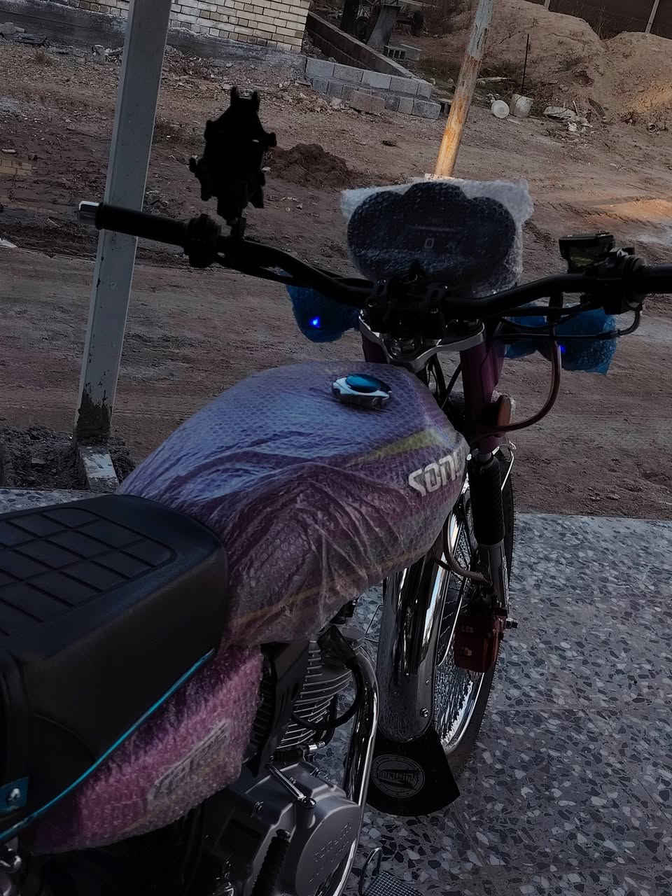 يا الله 
للبيع تايكر موديل 25 صارلها سبوع من نازله
دراجه ما نقصها اي شي كفاله من كلشي 
لليحب يتواصل 
رقمي***********
مكاني بغداد راشديه
