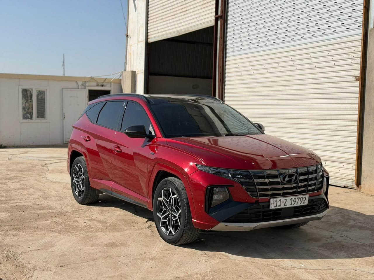 للبيع او مراوس 

سلام عليكم توسان 2023 ان لاين رقم بغداد ومواصفاتها معروفه وراد امريكي ضررها فقط نص بنيد بدون قطرة دواخل وبدون ايرباك كل الايرباكات سليمة ماشيه 137 السيارة كلش جديده كير ومكينه وصدر وكله مكفول 

شاشه كبير 

بنوراما 

كامره 

فول تحكم ستيرن 

ويل كب 19 

رادار امام خلفي 

السعر 215 ورقه 

مكان السياره بغداد  

اعتذر غير متواجد علفيس 

*********** بغداد, العراق
