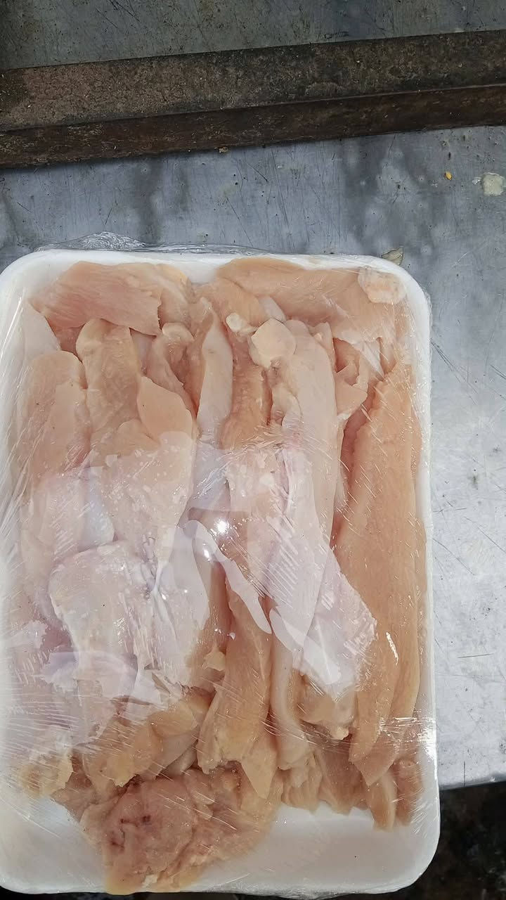 اللهم صل على محمد وال محمد
للحجز خاص أو واتساب *********** 
توفر سمك كاريبي حي كل الاوزان كيلو ب5750
زوري فريش جديد كيلو ب5500
دجاج محلي حي ذبـ ح اليوم ك ب2950
ويتوفر دجاج مقطع افخاذ صدر دجاج بعظم مسحب وكبده
خبز بيت حار يجنن 5 بالف
لبن كيلو ب2000
بطل حليب بقر ب2000
سمك مسكوف ع الطريقه البغدادية الممتازه وزوري قلي ودجاج مشوي ع الفحم بطريقتنا الخاصه
