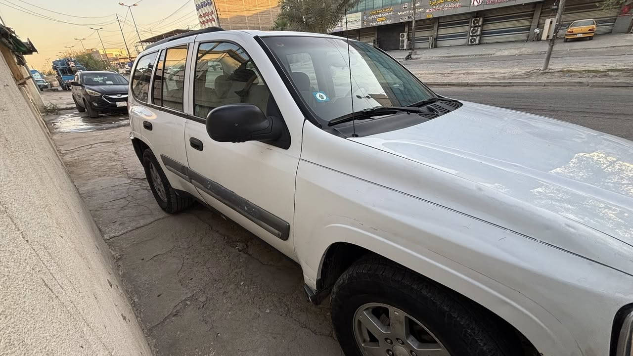 السلام عليكم سياره أزوزه ياباني موديل 2006 سياره خير من الله مكفوله من محرك وكير وبتريد شغال و تخم تايرات جديد وصدر كامل مكفول سياره اي نقص ما بيها سياره بسمي تحويل ثاني يوم العنوان بغداد هذا رقمي *********** موجود واتساب هم سياره رايدها 60 وبيها مجال
