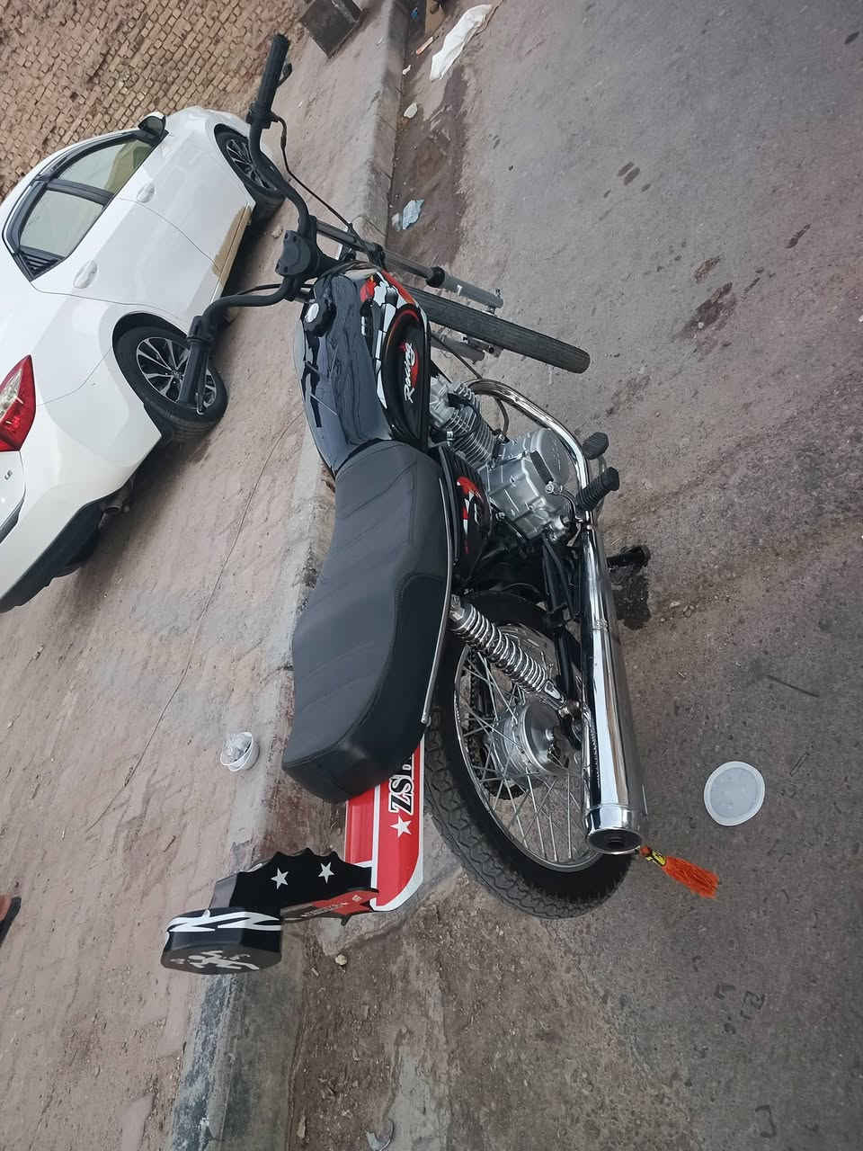 السلام عليكم دراجه اللبيع بدون مكفوله من السرقه السعر 800 العنوان ميسان الماجديه الستفسار عله هذا الرقم ***********
