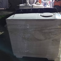 ثلاجات • غسالات • طباخات ٤/٥ عيون