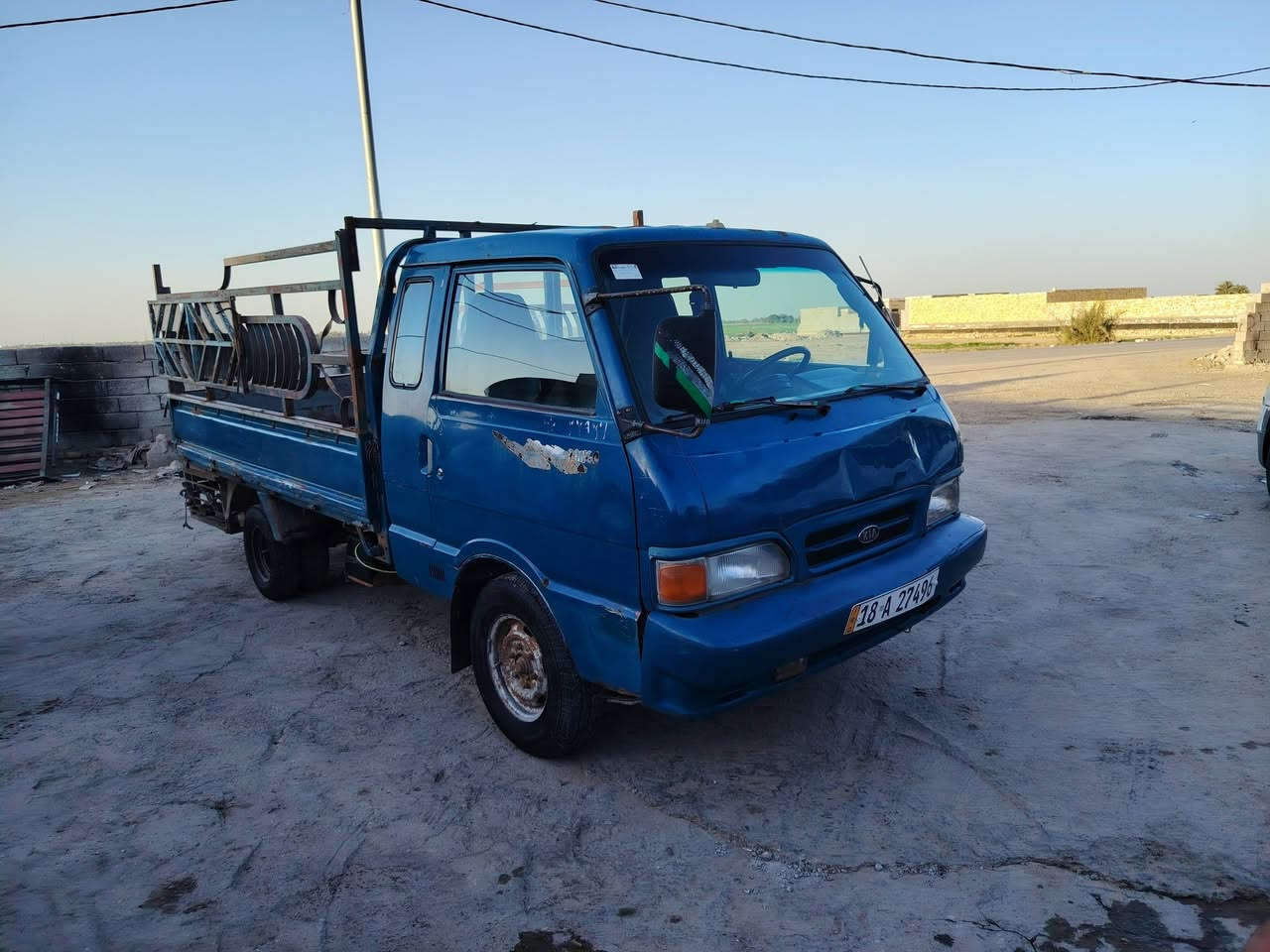 للبيع كيه قماره وربع ٧ جنكال مديل ٩٧ رقم بابل انكليزي بسمي  من جانت منفيس لحد الان عل ايد وحده مال جناي كفاله عامه تخم تاير صدر خلفي وامامي جديد رقم شاصي بلادي جدا واضح السعر ٥٨ مجال قليل مكاني نجف بالمشخاب ***********
