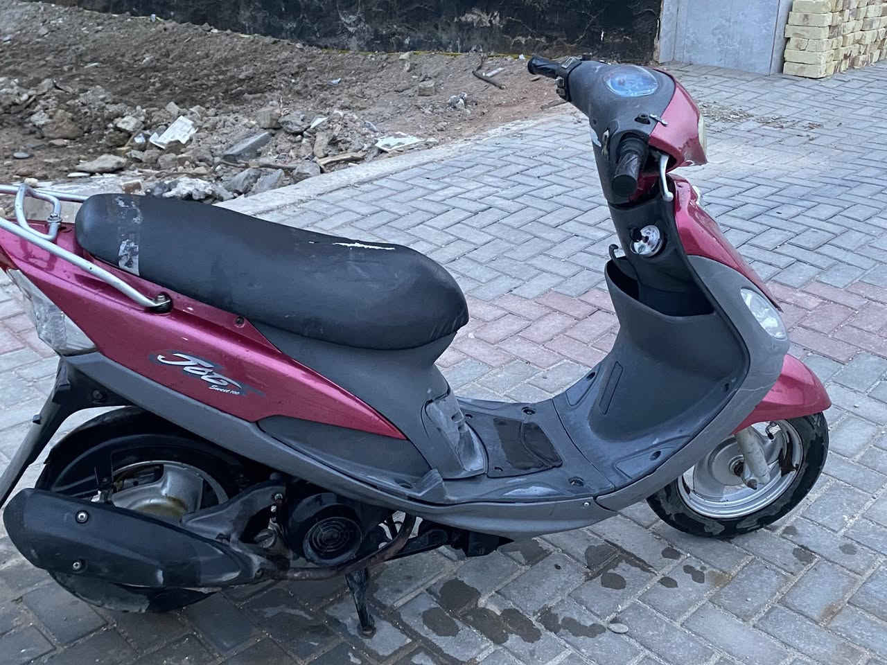 ماكس منغولي للبيع فقط
-مامفتوحة
- سلف
-كهربائيات كاملة 
للتواصل خاص او على الرقم ***********
سعر: قفلها 650 
مكاني : سماوة -سكك-الدور الكبار
