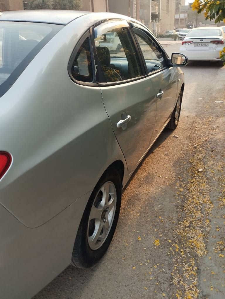 السلام عليكم مكلف بالنشر اي استفسار الاتصال على رقم التلفون 
افانتي 2009 خليجي للبيع
المواصفات 
رقم اربيل الدولي جديد باسمي تريد تحويل تريد وكاله سنويه جديده لل ٢٠٣٠ هزه جديده بشهر الخامس سويتها 
شاشه 
تبريد شغال
كير مكينه جديده
صدر امامي خلفي جديد 
راديتر جديد 
ادامه كامله وجوينات جديده
دسكات جديده 
تخم تايرات جديد 
مصبوغه حزام للجماليه 
السياره جديده و جاهزه مابيها اي نقص
 
السعر 87 بيها مجال قليل 
للتواصل :***********
مكان السياره بغداد أربيل, العراق
