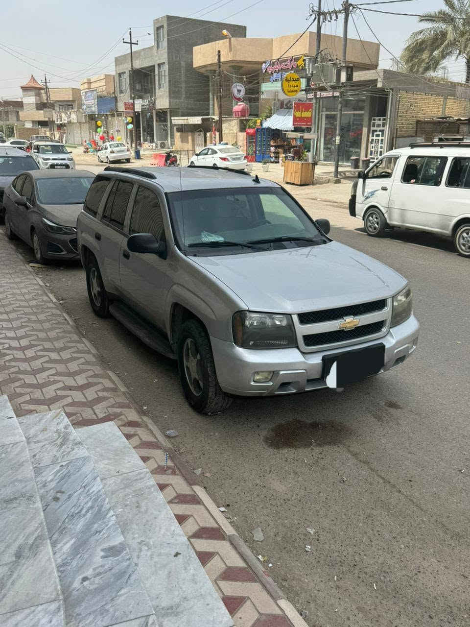 بلايزر ٢٠٠٨ رقم بغداد تحويل مباشر 
١_كفاله عامه من الصبغ 
٢_ كير مكينه جيد جدا
٣_حداديه اماميه خلفيه جديده وشرط وكاله 
٤_تخم تايرات 
٥_ تبريد +مروحه اضافيه +راديتر جديد 
٦_ داخل مالتها مال شركه 
٧_ كهربائيات ابلاديه 
٨_ سويج الاصلي مع ريموت تتقفل ع وضع الشركه 
٩_ بجم التاهو 
١٠_ اخواني سعر سياره  ١٠٥ وبيها مجال للاستفسار 
***********
