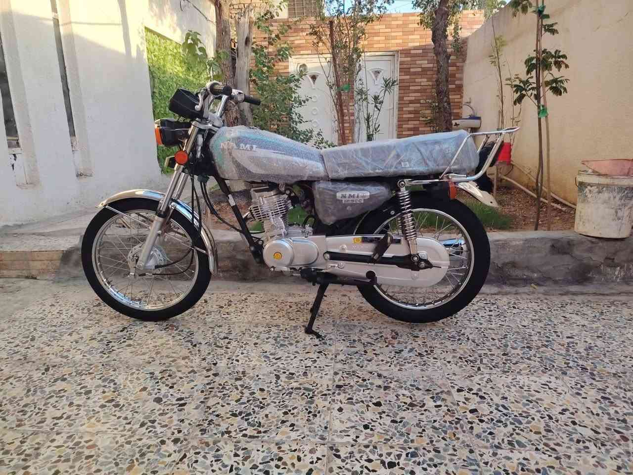 سلام عليكم دراجه نامه وكيل شلامجه  ما متعوبه اوراق اصل تترقم موديل 23 وكيله سيد جعفر سعر 1400 بيه مجال ***********
