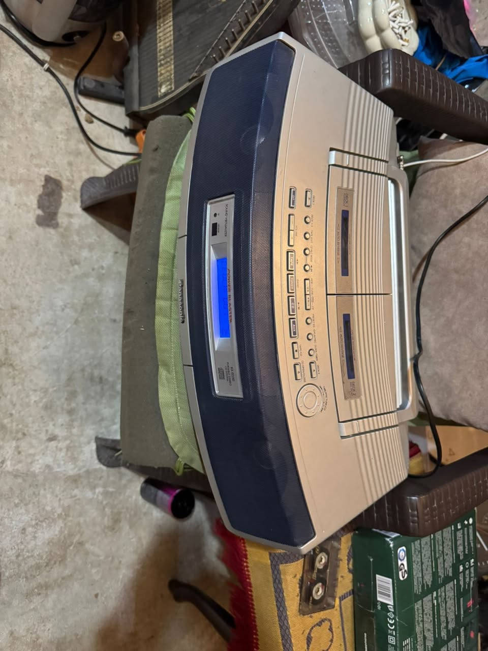 السلام عليكم اخواني ،راديو مسجل متوفر للبيع حسب الطلب راسلني وتدلل كلو اصل


**إذا كنت صاحب هذا الإعلان وتريد حذفه لأي سبب، رجاءا أرسل رسالة إلى الدعم الفني**