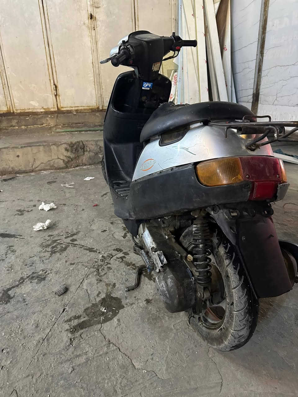 السلام عليكم دراجه بطه شغالة سلف وهندر ابيع كوم حديد
العنوان حي القاهره موبايل ***********
السعر ٢٢٥ الف وبيها مجال
