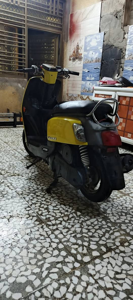 سلام عليكم بوليس مصطره للبيع متوازي عل  بيعته دراجه حلوه ونضيفه ما مفتوحه جيب فيتر وياك شلعه ومعدل طيران وفحص مكاني كربلاء طويريج ***********
