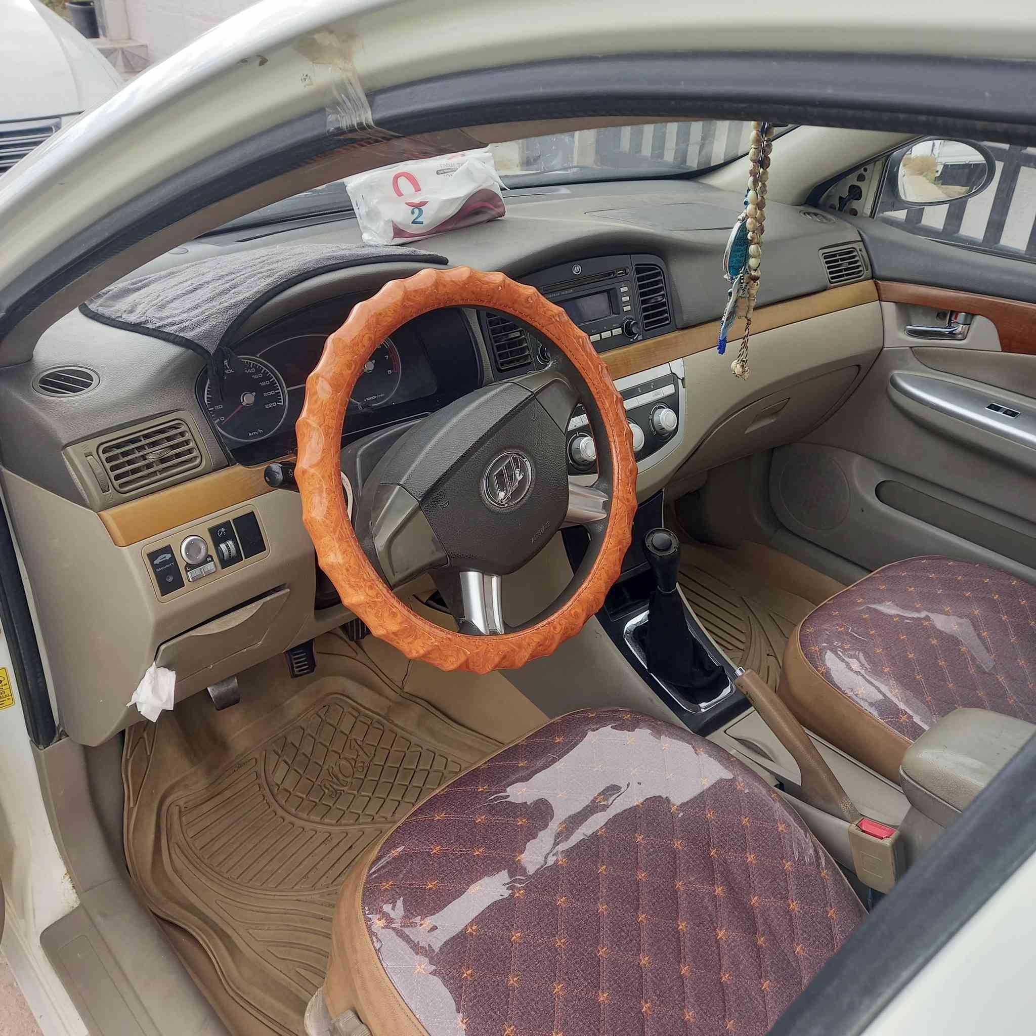 🚗 للبيع ليفان 620 موديل 2013
كير عادي
✨ المواصفات:
• فتحة سقف
• إشارات بالمرايا
• قفل مركزي
• دوشمة جديدة
• حساسات
• أرقام جديدة مشروع وطني – بغداد
• سنوية جديدة وهزة جديدة
🔧 الملاحظات:
ضرر خفيف بالجاملغ الأمامي
صفحة النفر بارد
بيها تكة شاصي مسحوب بارد
وبوند صبغ
💰 السعر: 48 قابل للتفاوض بالمعقول
📞 للاستفسار والمراسلة:
***********
