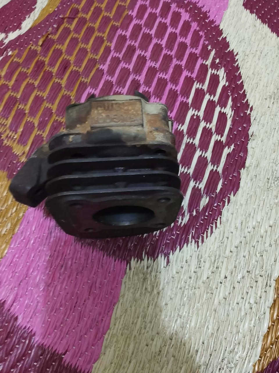 سلام عليكم كفرات ١٥ الف كوره اصلي اب ٥ كيج أب ٥ كابريتر اصليه عله فحص ٢٠ الف مكاني بغداد الدوره *********** توصيل ماعندي اعتذر
