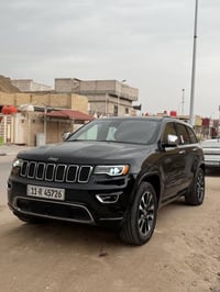 جراند شيروكي • V8 • ٢٠١٧