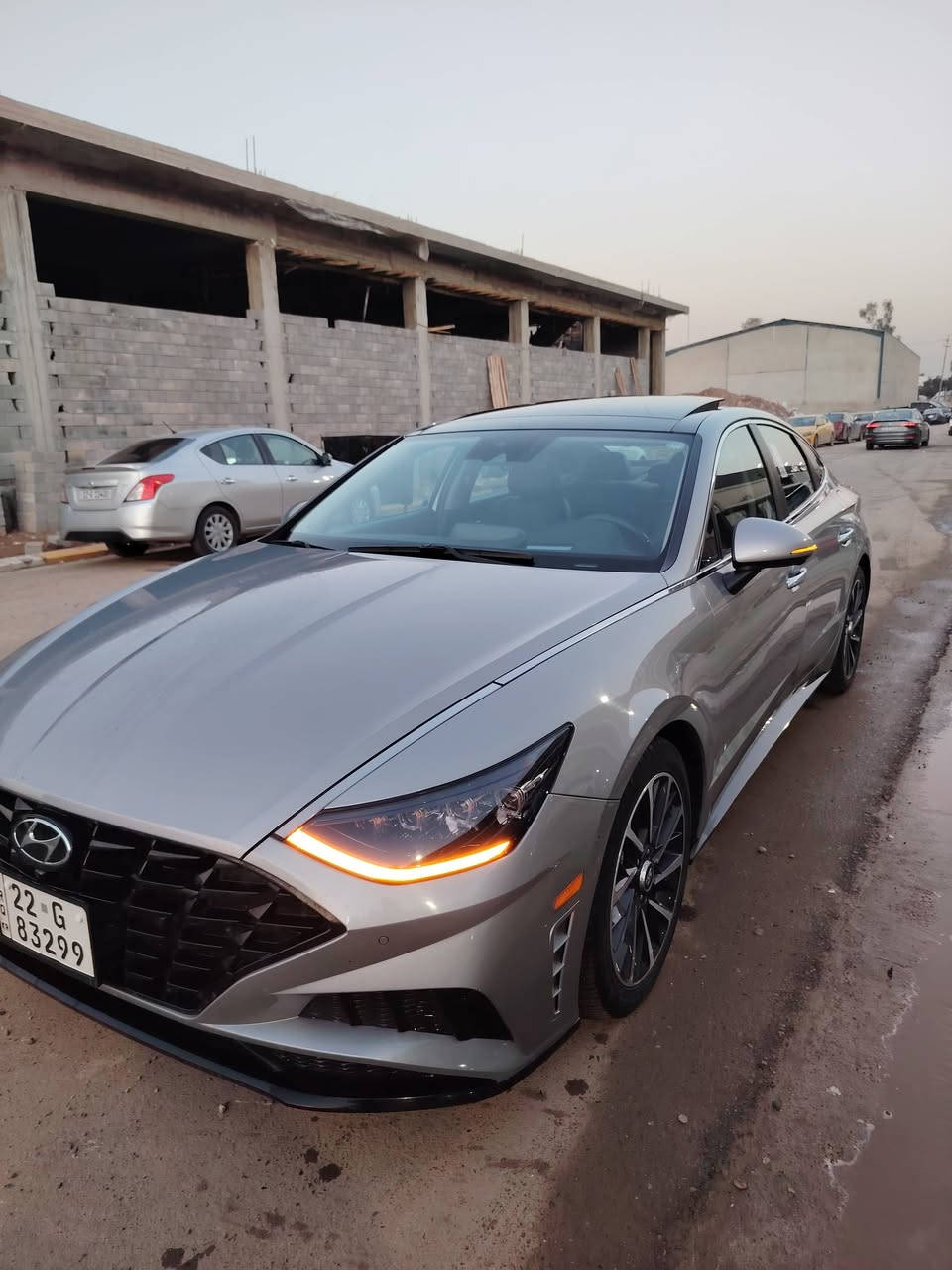 السلام وعليكم
سوناتا للبيع سمنتي سقف اسود 
مديل 2023  رقم اربيل 
موصفات المتد فول واحد على واحد
محرك 1600 توربو 
تشغيل عن بعد 
سياره تمشي  بالجهاز
شاشة داتشوب
اربع انضمامة قيادة 
خمس كامرات 360 درجه
توقف ذاتي اوت ستوب
رادارات جانبيه بالمرايه
سقف بانوراما
تدفئه و تبريد قطعتين 
كشنات تدفئه و تبريد
كشنات كهرباء النفر والسائق
هيتر ستيرن
كامرات جانبيه مكان العداد من تفتح إشارة يشتغلن
لايت زينون اربع عدسات  يشتغل اوتو
وبعد موصفات المتد معروفه 
ضرار سياره قطعتين باب وجاملغ  بدون ارباكات
مكان السيارة الموصل
رقم الموبايل الشراي خابر وتدلل ***********
