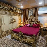 غرفه اخشاب • قنفات ملكي • ميز طعام
