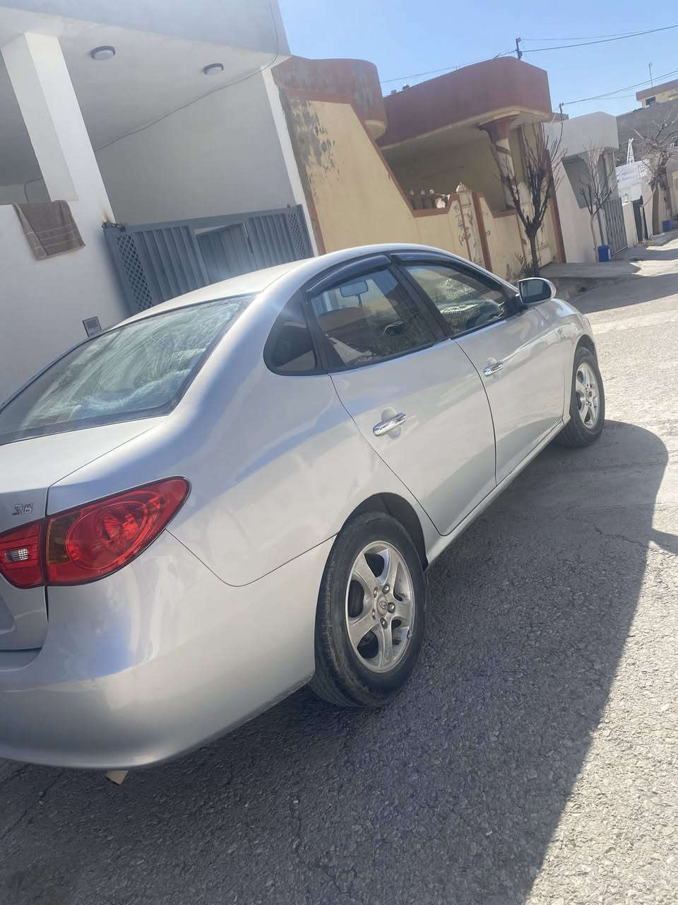 2006
Tayae nwe تايه ي نوي 
Patre nwe پاتري تازه كؤراو 
Kavar goraw bashtr geru makena taqaw raqa ba shrt sayrka zor xawena nrxi 47 majile bryana mushtr ni bezar man maka la gali rez da shwen ranya رانيه 
0750 815 2876
0771 750 2687
