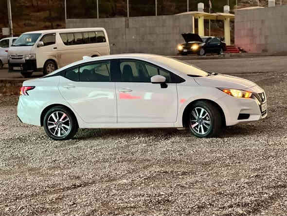 نیسان ڤێرسا ٢٠٢٣ SR
سەیارەکە بەس ماشاءاللە دەوێت وەک سفر ماوەتەوە
دەحمێکی بچوکی هەیە کمێک شانصی گرتوە بۆینتی بۆیاغە ماباقی هەموو لاشەی بەشەرت .
تایەکانی لۆکن تازە بەستراوە
سەیارەکە توندو تۆڵە
بەنزین زۆر کەم دەخوات
شاشە تەچە
گێچ ئۆتۆ
بەصمە
ڕادارو کامیرا
سەیارەکە سەیارەی ماڵەوەیە زۆر پاکوو بێ کێشەیە
نرخ 130 $
ژمارە ***********
شوێن :ڕانیە رانية
