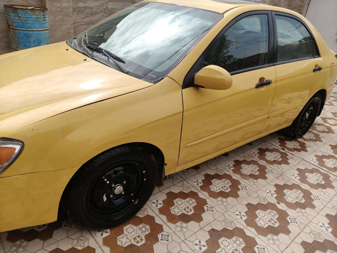 سلام عليكم
سبكترا.   2006
رقم بغداد انكليزي 
باسمي 
مصفره هيئه وغرامات 
70وبيهه مجال 
عنوان ديالى بلدروز 
للاستفسار ***********
