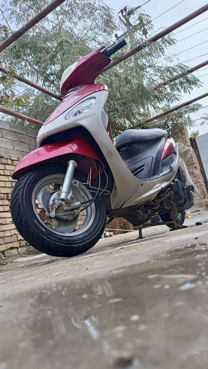 ماكس منغولي مفتوحة للبيع ختم واحد صار سنه طالعة من الحاوية للاتصال ***********
