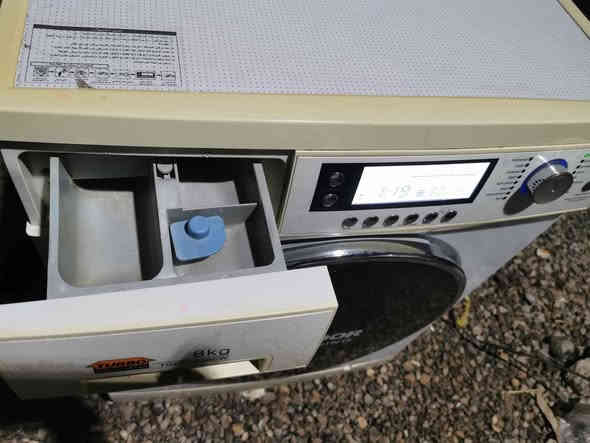 غه ساله ي توربوي ياباني 8كيلو به شه رتي ئيش كردن زور خاوينه سعري 80هه زار شوين حاجياوا *********** رانية
