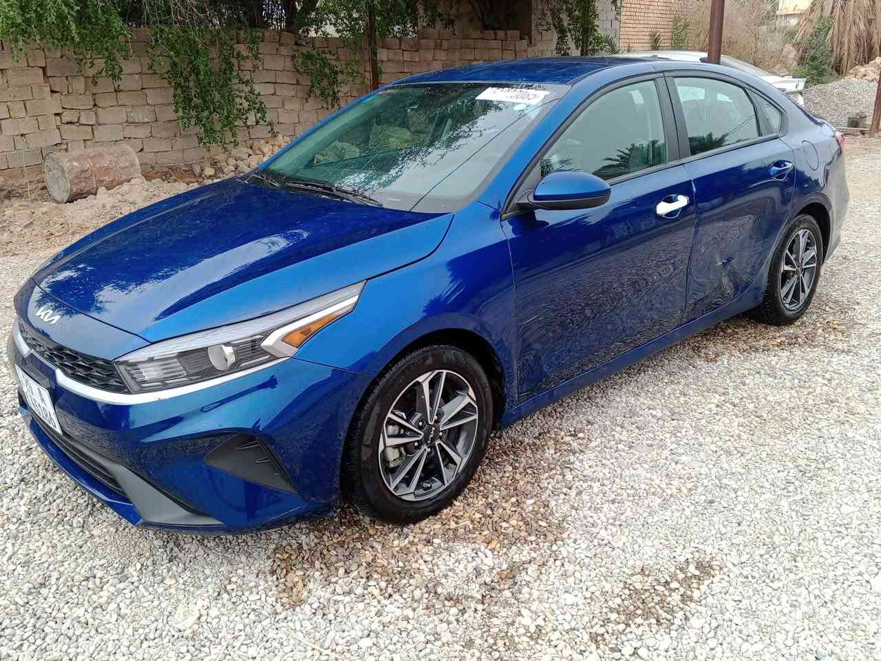 السلام عليكم فورتي معوقين واسط 2024 حادث باب اصلي مطابق نفس اللون وجاملغ جهه السائق مبدل السعر 145$ وبيه مجال لاستفسار اتصل ***********
