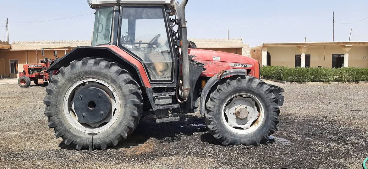 سلام عليكم :للبيع تركتر نضيف. شغال🚜
نوع:التركتر )(Massey Ferguson)
الموديل:(2000) القوة الحصانية:140.
التواصل:📞:***********:/***********
*********** . .... سنجار_ قرية القابوسيه
