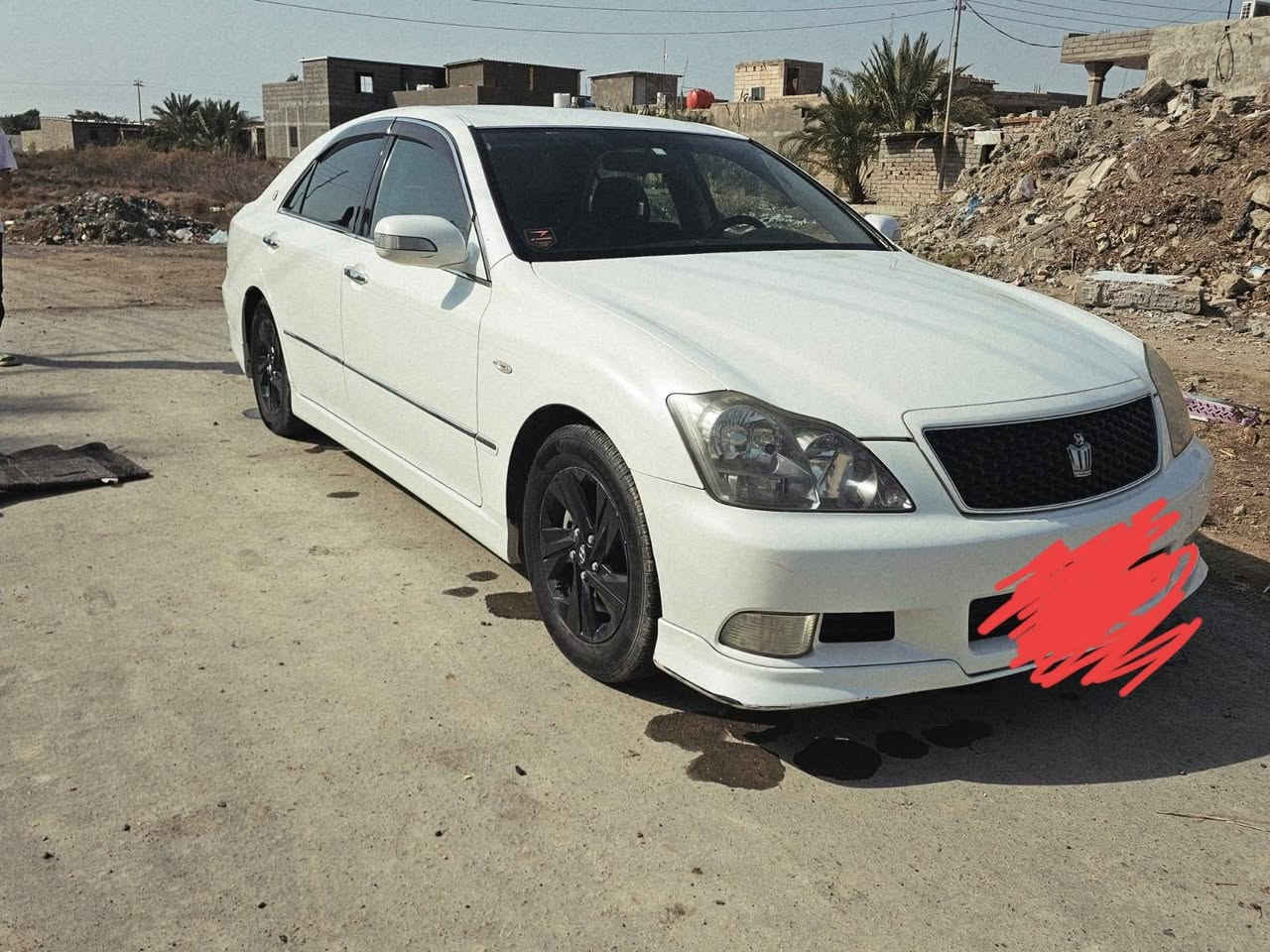 سلام عليكم شاهينة ادوات  مكفوله كفاله عامه موديل 2007 السعر. 105 وبيه مجال للاستفار ***********
