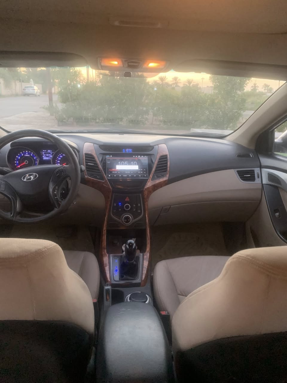 السلام عليكم النترا خليجي 2015 محرك 1800 ماشية 217 رقم بغداد السعر 128 وبيه مجال (للاستفسار الاتصال على الرقم *********** مكان السيارة الاسكندرية
