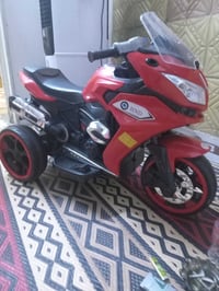 للبيع شحن صار اسبوعين من جبتها نضيفه الشاحنه موجوده وبخدمة الطيبين هذا...