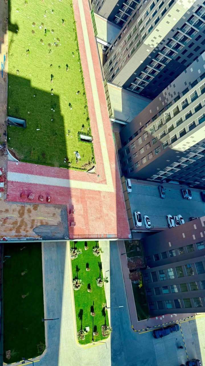 ️ شقق للإيجار | مجمع مارينا السكني 🏢✨
خيارات متعددة • مساحات مختلفة • إطلالات مميزة

🔹 شقق كبيرة المساحة
▫️ المساحات: 205م² – 180م² – 177م²
▫️ طوابق مختلفة ومتعددة
▫️ جاهزة للسكن
💰 الإيجار الشهري: 1,400,000 دينار

—————————————————

🔹 189م² | 3 غرف نوم
إطلالة على الجسر والحديقة 🌉🌿
💰 1,300,000 دينار شهريًا

—————————————————

🔹 145م² | غرفتي نوم
طابق (2 / 13 / 1)
إطلالة مباشرة على دجلة 🌊
💰 1,150,000 دينار شهريًا

—————————————————

🔹 144م² | غرفتي نوم
طابق (3 / 2)
إطلالة بوليفارد
💰 1,100,000 دينار شهريًا

—————————————————

⛔️ مطلوب عروض بيع وإيجار التواصل
📲 واتساب: ***********

شركة بوابة بغداد للتسويق العقاري
نختار لك الأفضل 🏙️💼
