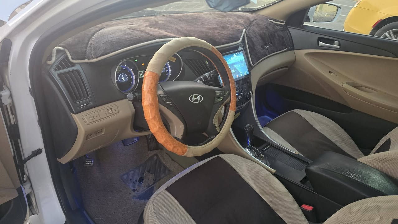 سوناته موديل 2011فول عده البصمه سياره جاملغ مبدل امامي فقط كفاله لاضربه ولاصبغ فقط بارد مكانه نجف السعر 120رقم ***********
