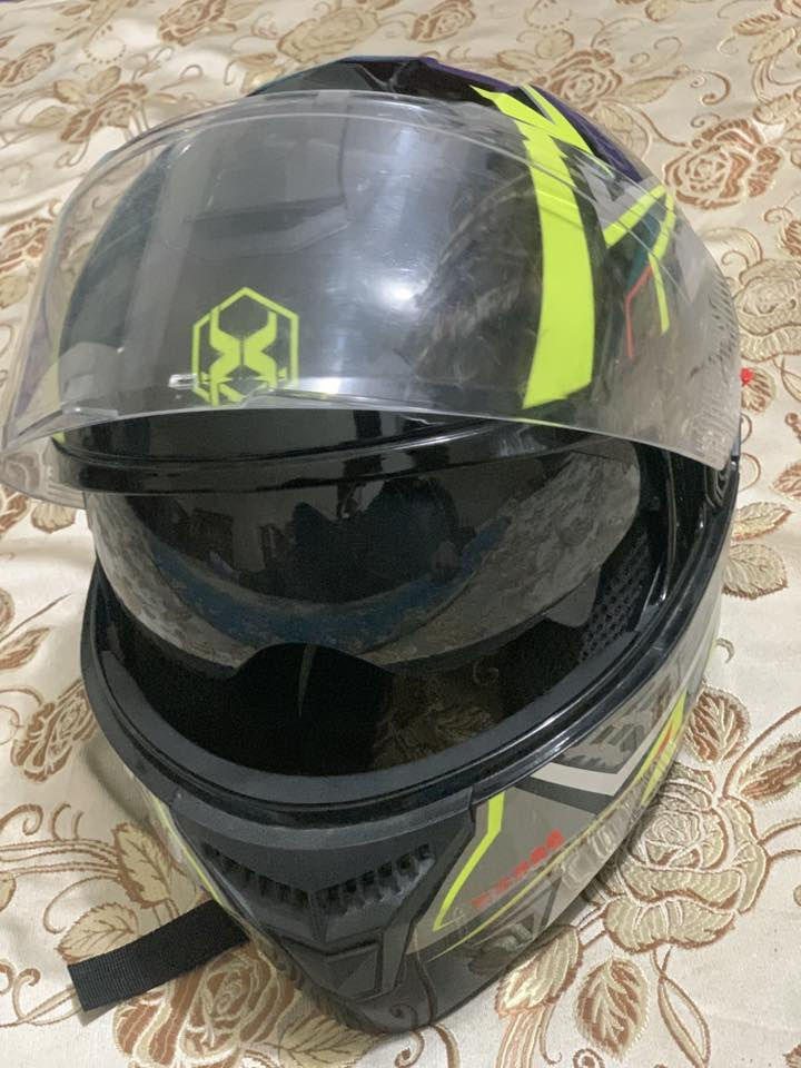 السلام عليكم خوذه للبيع الله شاهد ما استخدمتها هواي اشتريته تقريباً 15 يوم وطلع اسمي بطلبات واريد أبيعها الي تفيده يخابرني مآخذها ب35 رايدها قفل ب30 غير هاذه السعر لا تعب نفسك 
***********
موجود واتساب وخط 
مكاني قرب سيطره سبع قصور 
حي اور
