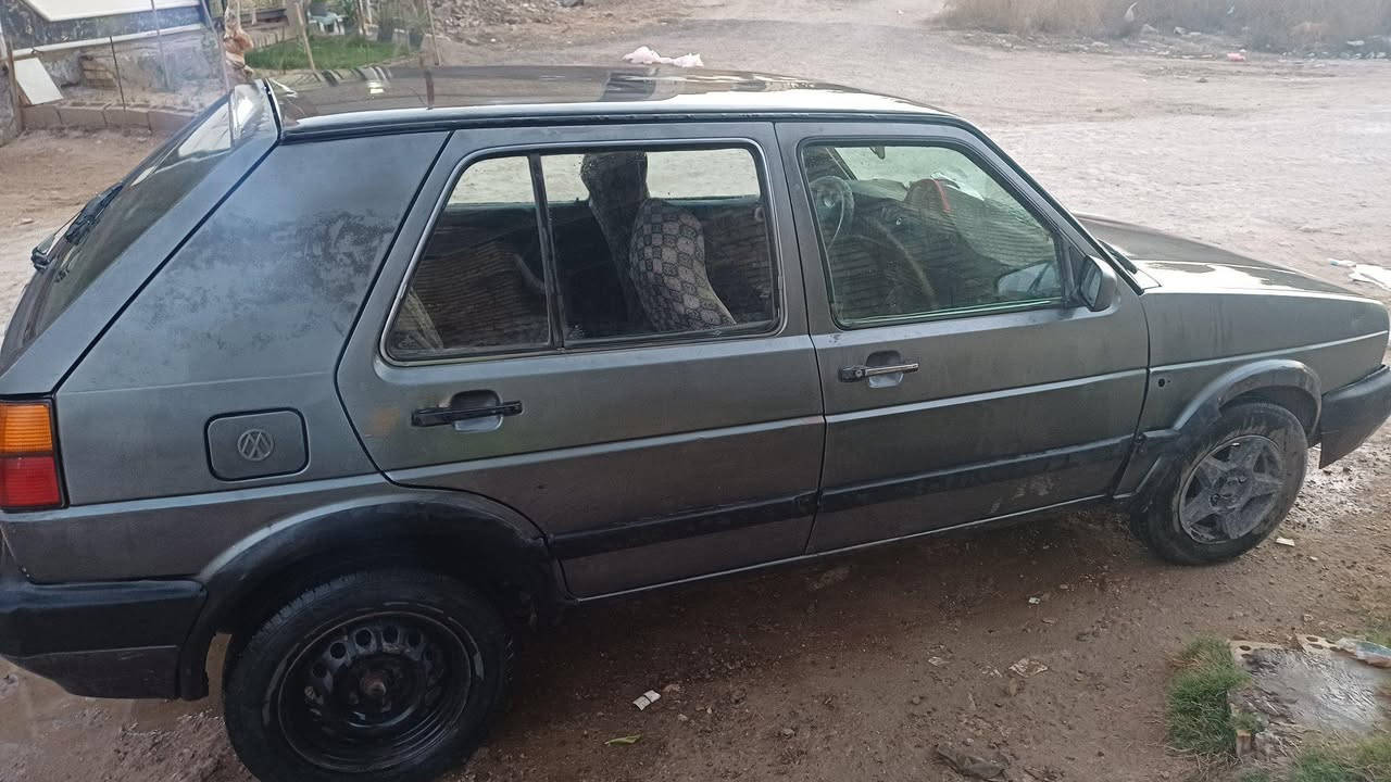 سياره كولف عظم موديل ٩١ بغداد رقم جديد بأسمي اوتوماتيك مكينه ١٨٠٠ كابريتر دوش كير ميكانيكي يحتاج الها بعض التلحيضات البسيطه وبحاله جيده العنوان بغداد الصابيات هاتف *********** السعر ٣٧ وبيها مجال بسيط للشراي بغداد, العراق
